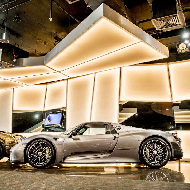 Illustration for article titled How Dubai does supercars